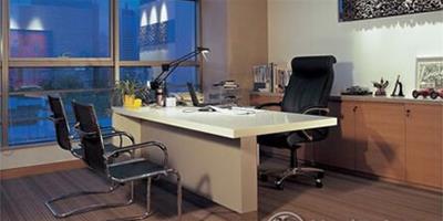 辦公桌風水擺設位置的9大原則及化解方法